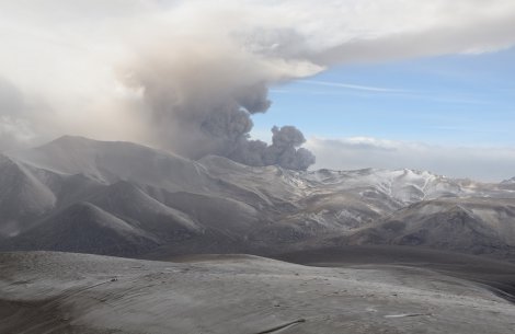 Извержение вулкана Кизимен